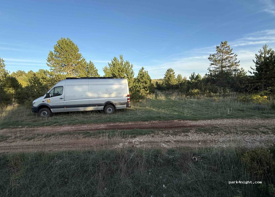 (48210) Gorges du Tarn Causses - Unnamed Road — foto 2
