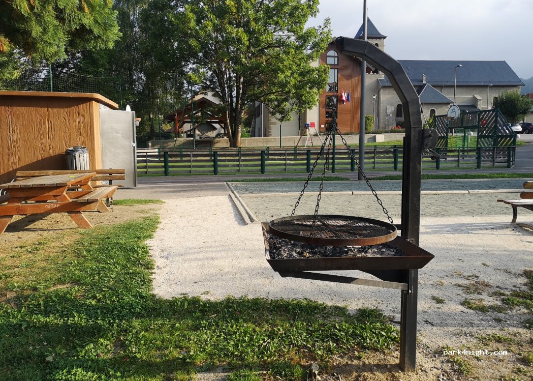 (74350) Copponex - 54 Place de l'Église — foto 2