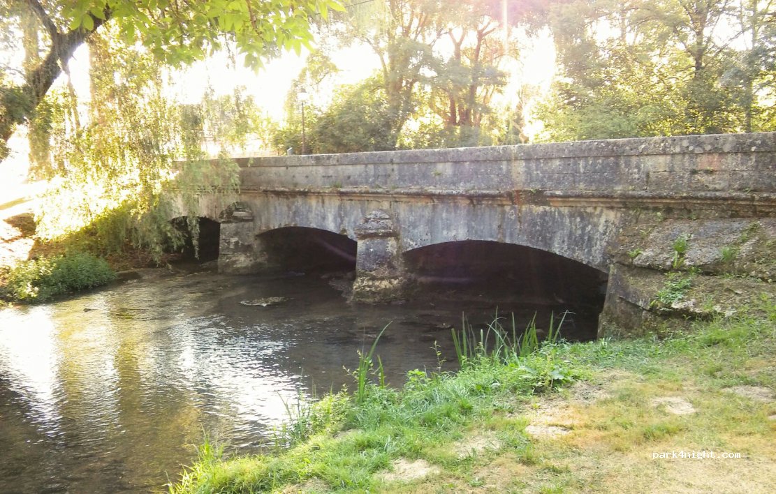 (24340) La Rochebeaucourt-et-Argentine - D25 — foto 3