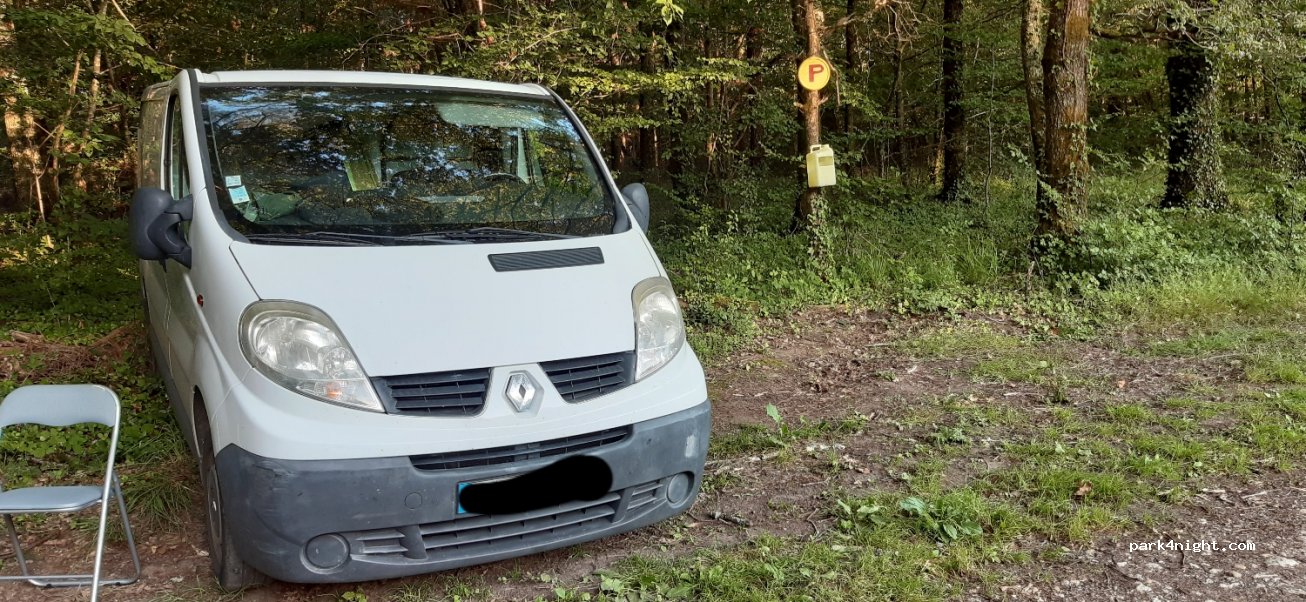 (33570) Saint-Cibard - Unnamed Road — foto 3
