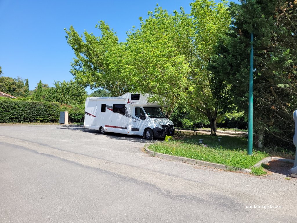 (32600) Monbrun - D654 — foto