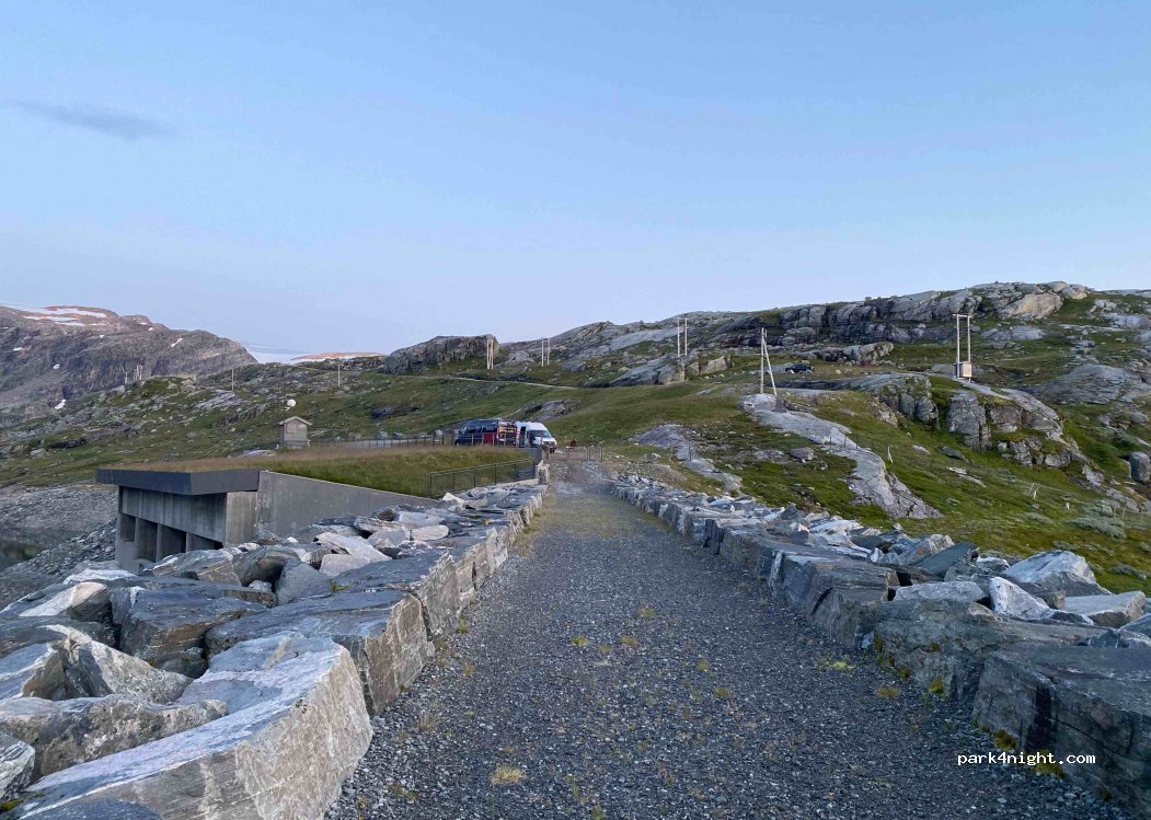 (5627) Jondal - Unnamed Road — foto