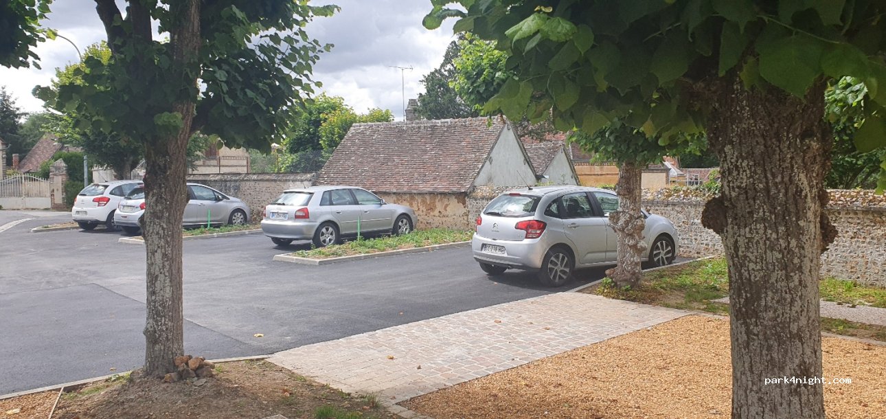 (28270) Montigny-sur-Avre - 865 Rue François de Laval — foto