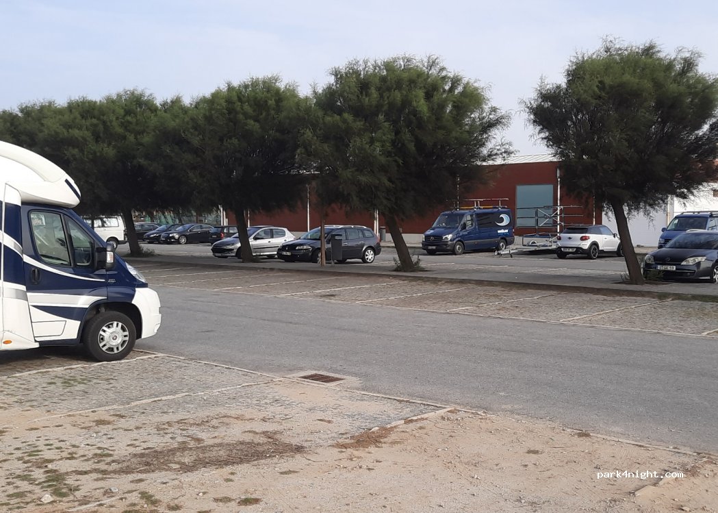 (4900-351) Viana do Castelo - 59 Avenida de Cabo Verde — foto