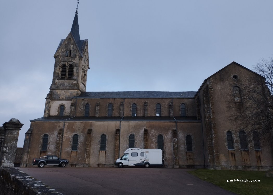(58140) Lormes - 17 Rue de la Montée de l'Église — foto 3