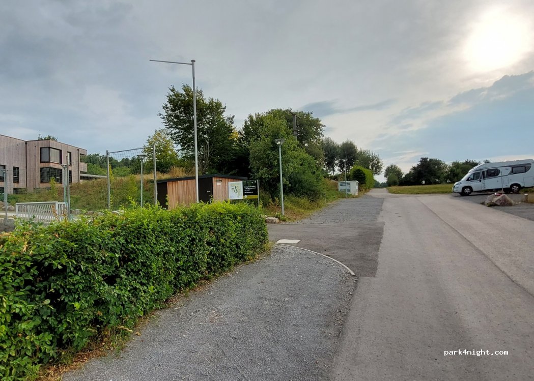 (71157) Hildrizhausen - — foto 2