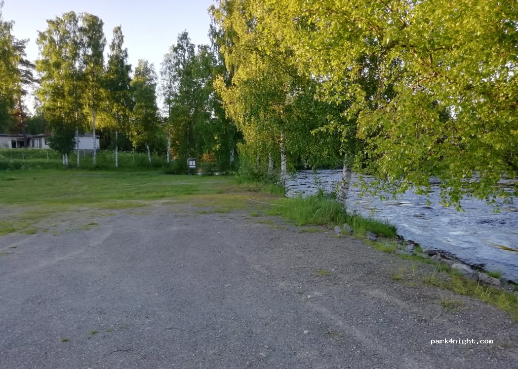 (62600)  - 98 Itäkyläntie — foto