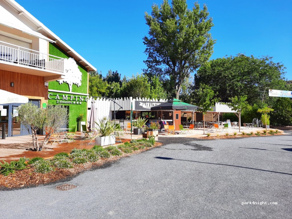 Camping des Deux Rivières — foto