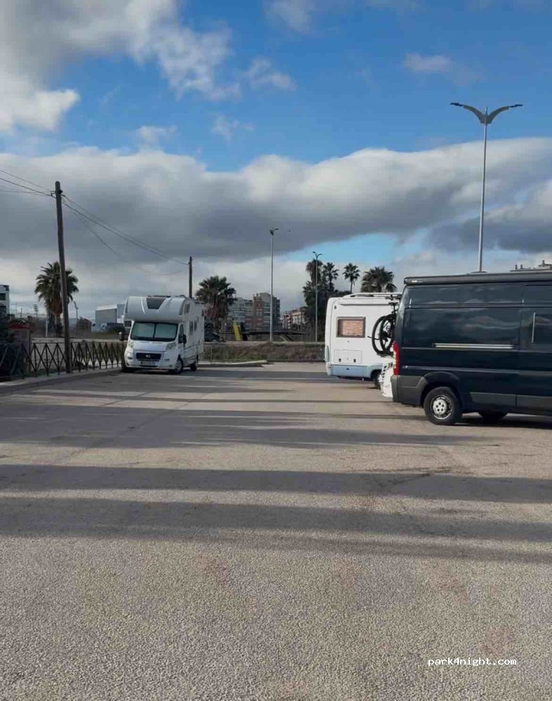 (29004) Málaga - 28 Diseminado R36 — foto 2