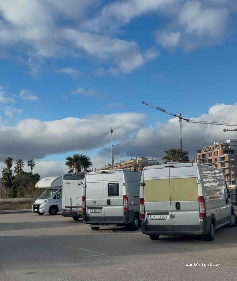 (29004) Málaga - 28 Diseminado R36 — foto 3