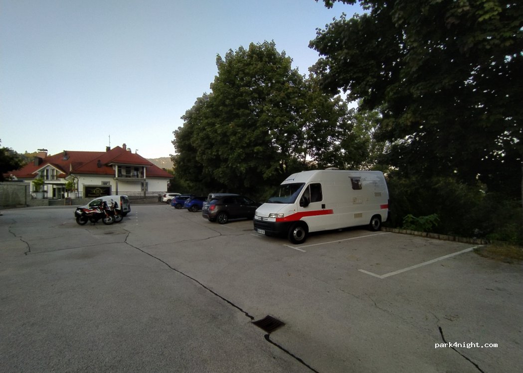 (4244) Podnart - 85 Posavec — foto