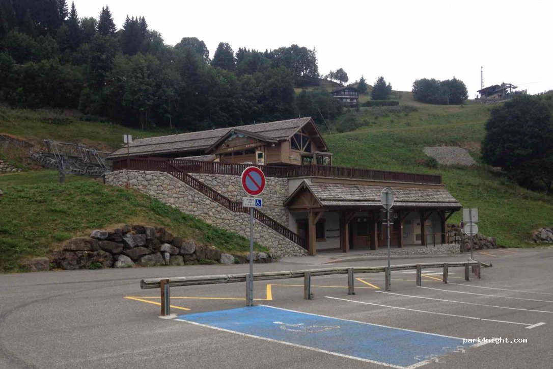 (74220) La Clusaz - 2919 Route de l'Étale — foto