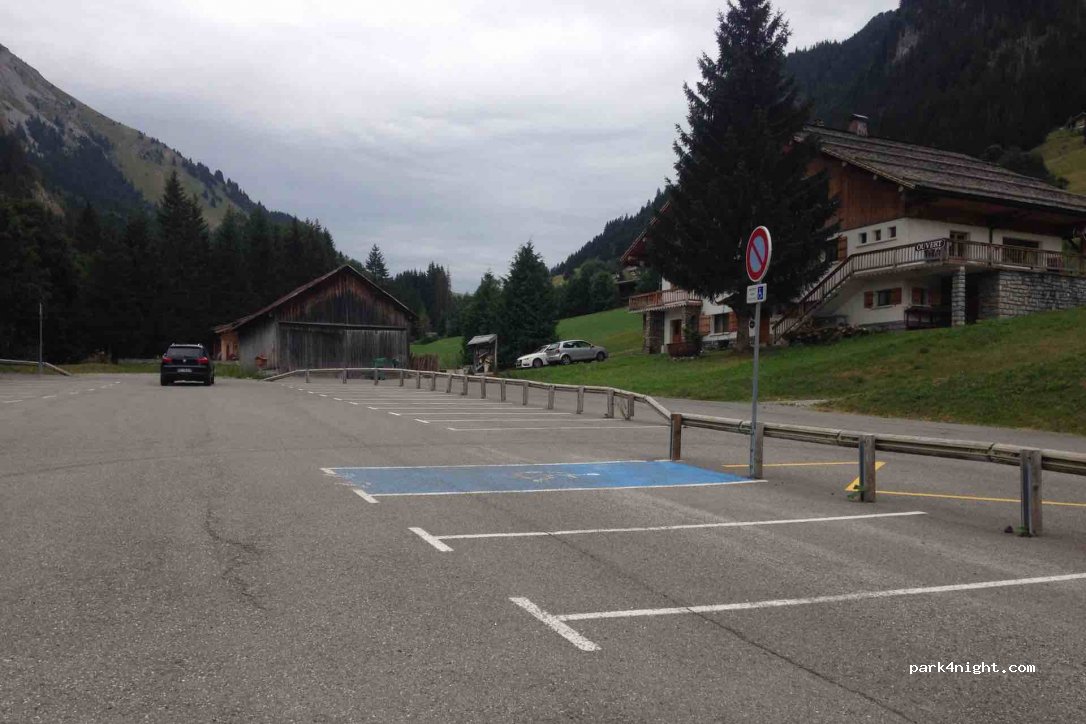 (74220) La Clusaz - 2919 Route de l'Étale — foto 2