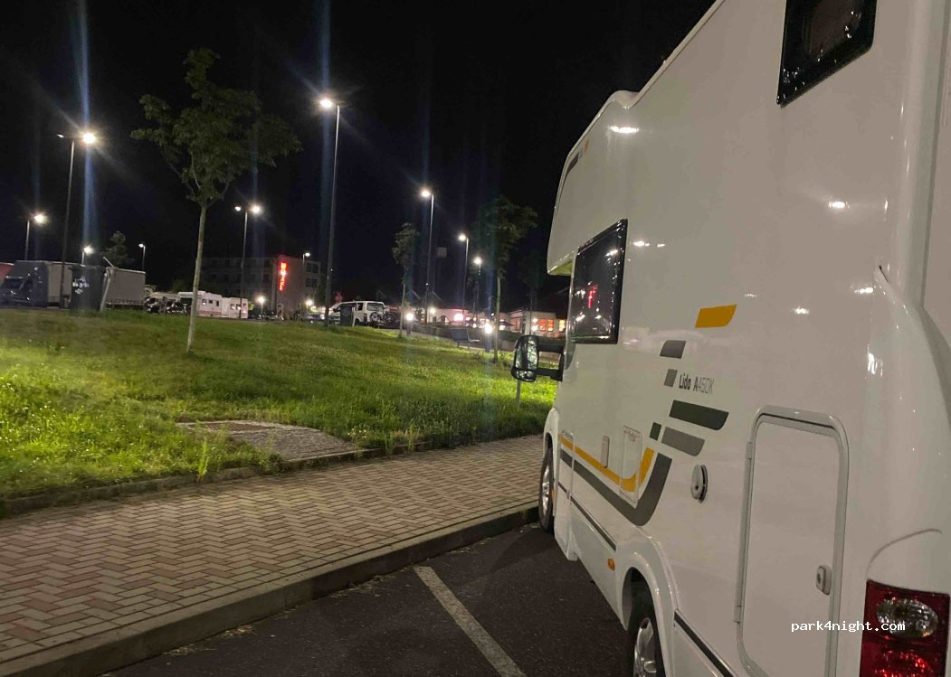 (34253) Lohfelden - 50 Bergshäuser Straße — foto