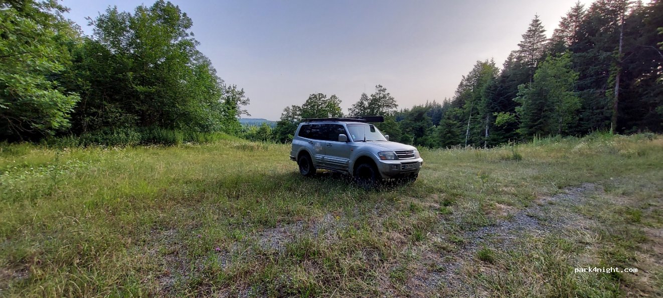 (81260) Angles - Unnamed Road — foto