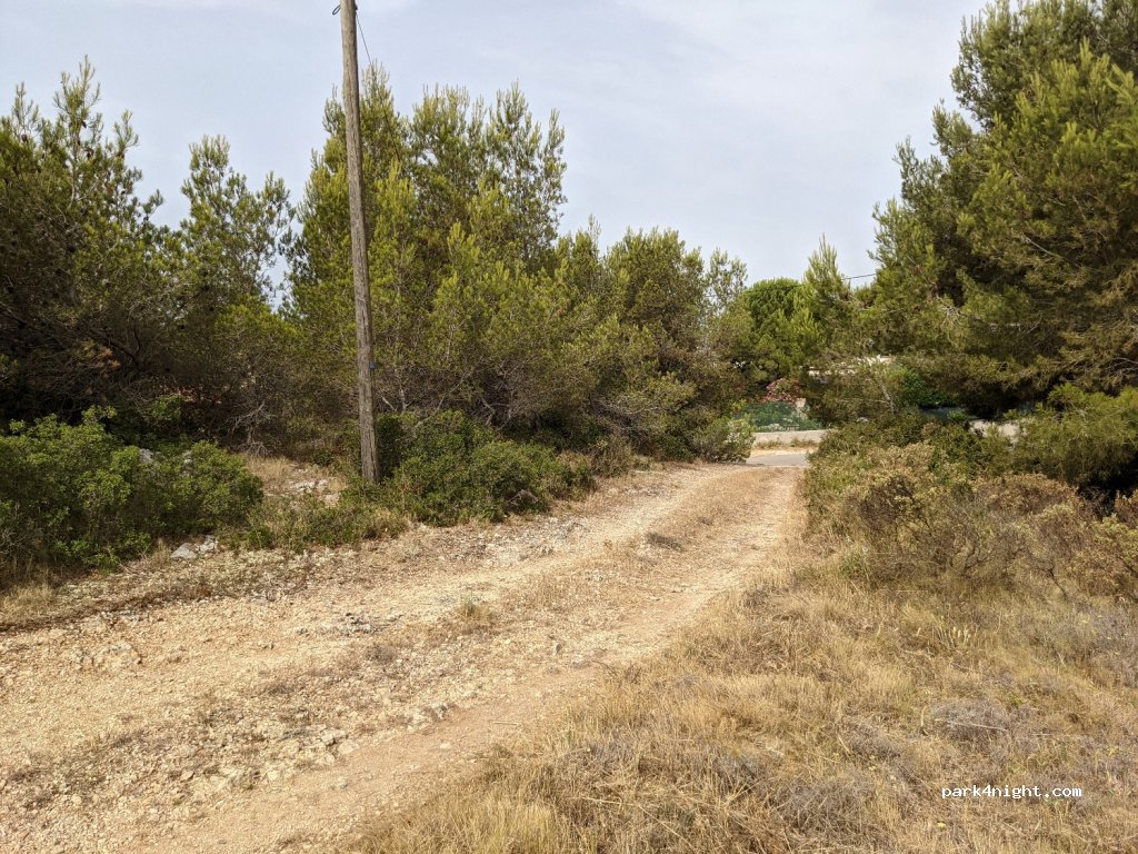 (13500) Martigues - 6 Montée de la Préfecture — foto 2