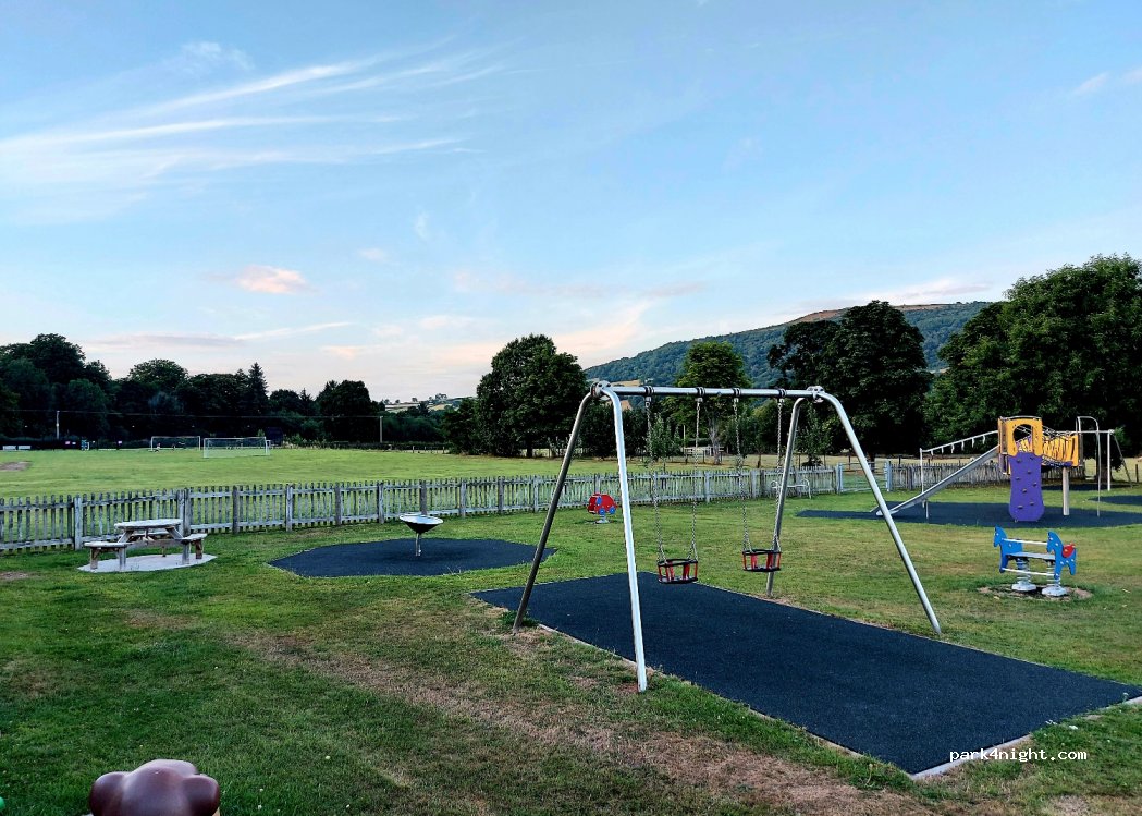 (LD3 7YQ) Talybont-on-Usk - 2 Penpentre — foto 3