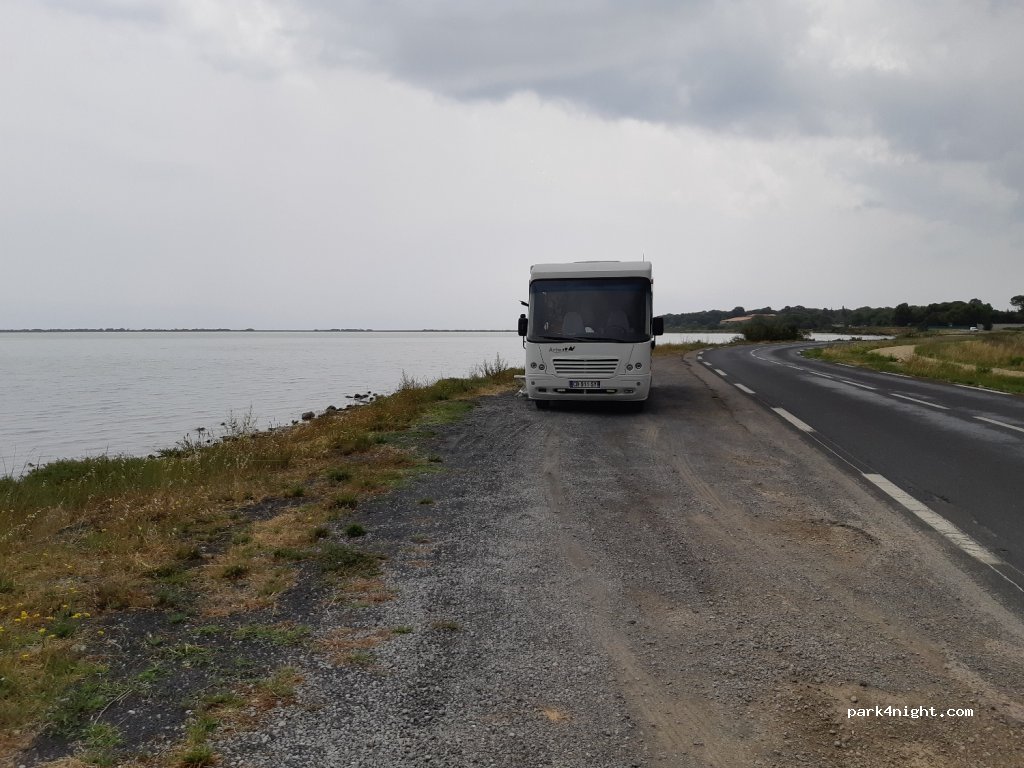 (34110) Vic-la-Gardiole - Route des Aresquiers — foto