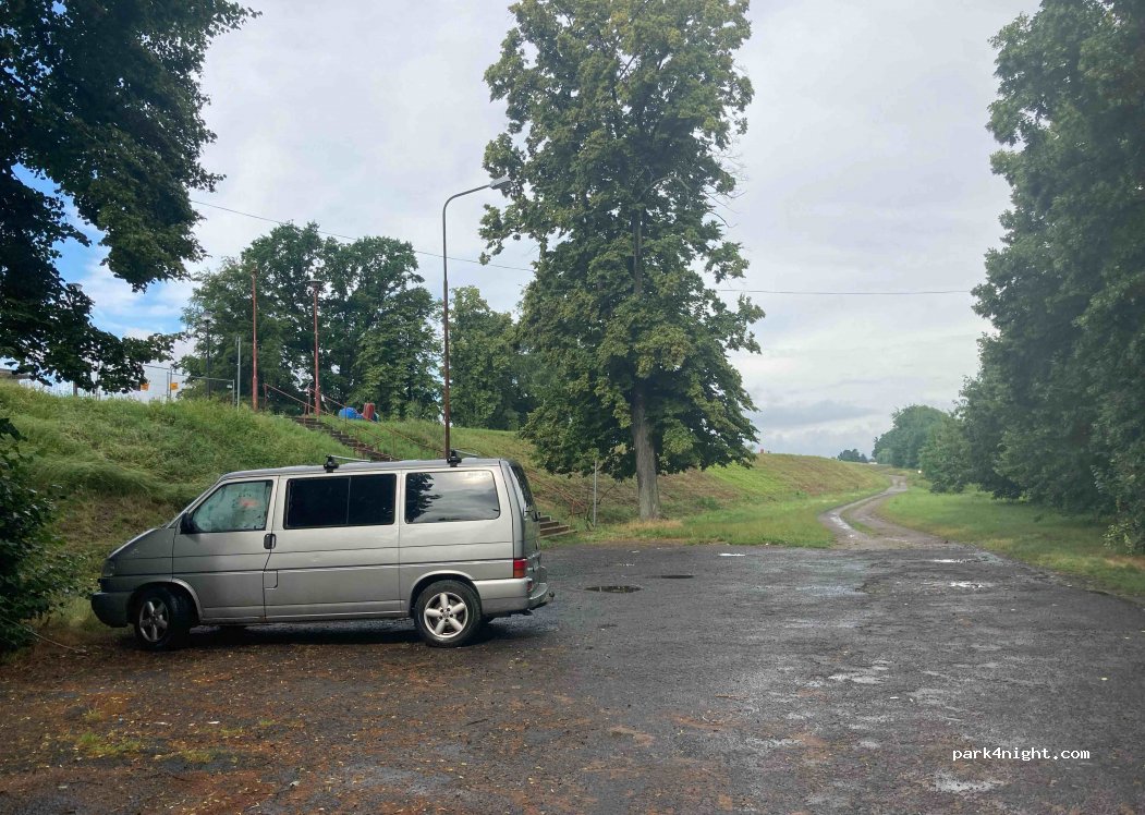 (48-385) Otmuchów - 1 Plażowa — foto
