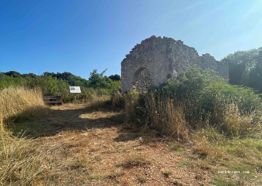 (52210) Rovinj - Unnamed Road — foto 2