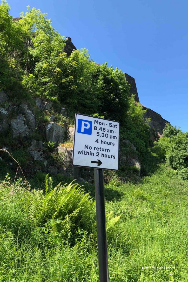 (FK8 1EJ) Stirling - Ballengeich Pass — foto
