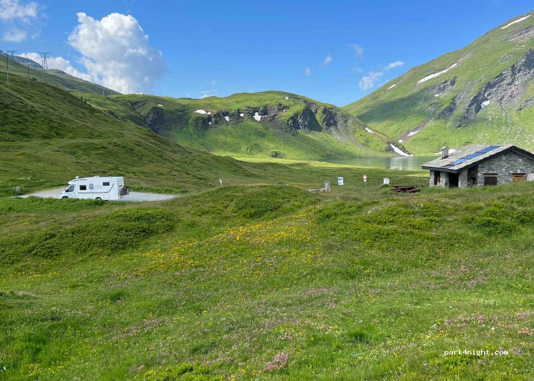 (11016) La Thuile - 13 Strada Statale 26 — foto 3