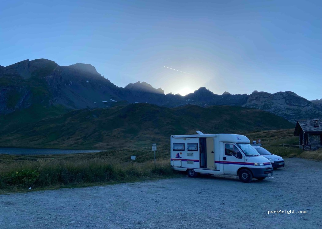 (11016) La Thuile - 13 Strada Statale 26 — foto 4