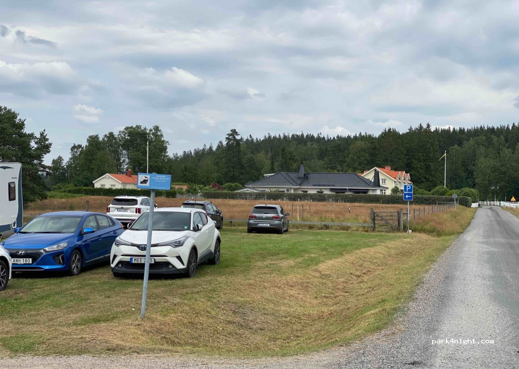 (430 63) Hindås - 57 NEDFLOVÄGEN — foto