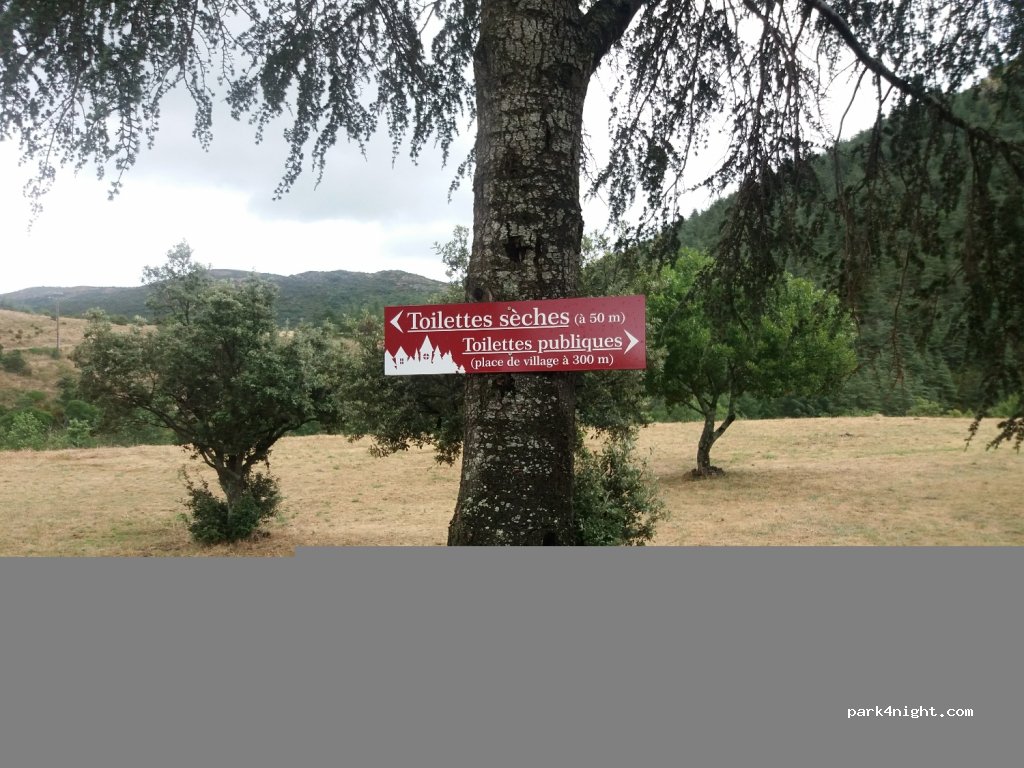 (34220) Boisset - D147 — foto