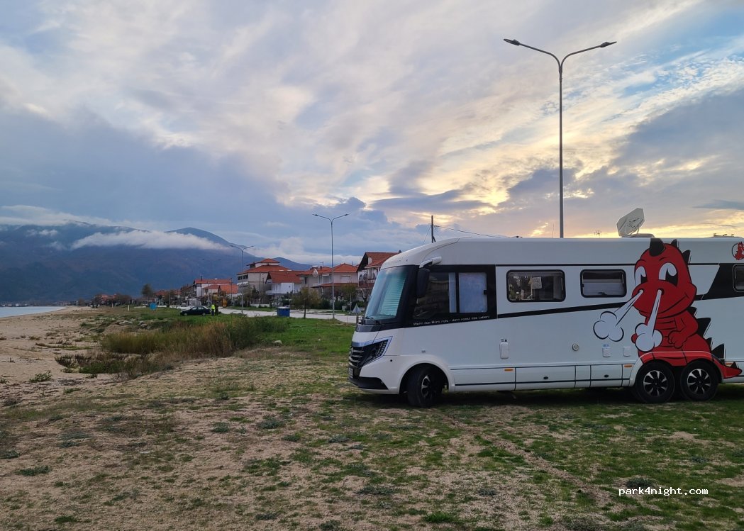 (570 21) Agios Georgios - 87 2η Παραλιακή — foto 3