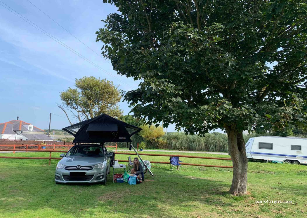 Llanfair Bach Caravan and Camping Site — foto