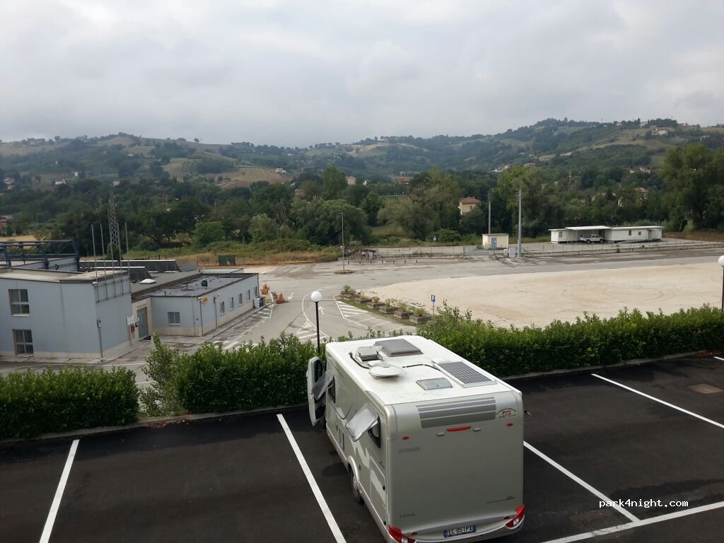 (62029) Tolentino - Viale Cartiere — foto 3