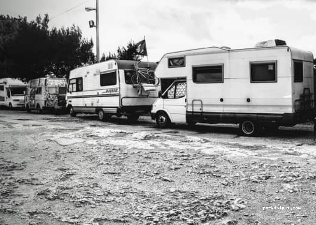 (09123) Cagliari - 17 Via SS. Lorenzo e Pancrazio — foto 3