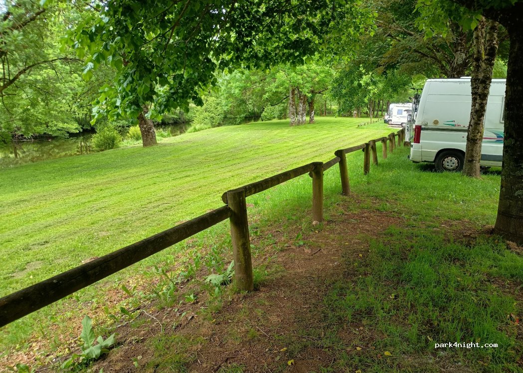 (34330) Fraisse-sur-Agout - Chemin de la Salvetat à  Fraisse — foto