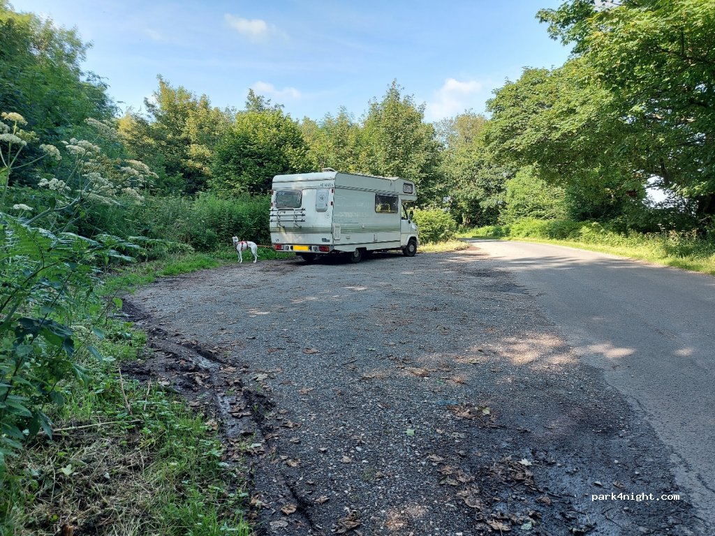 (DT2)  - Unnamed Road — foto