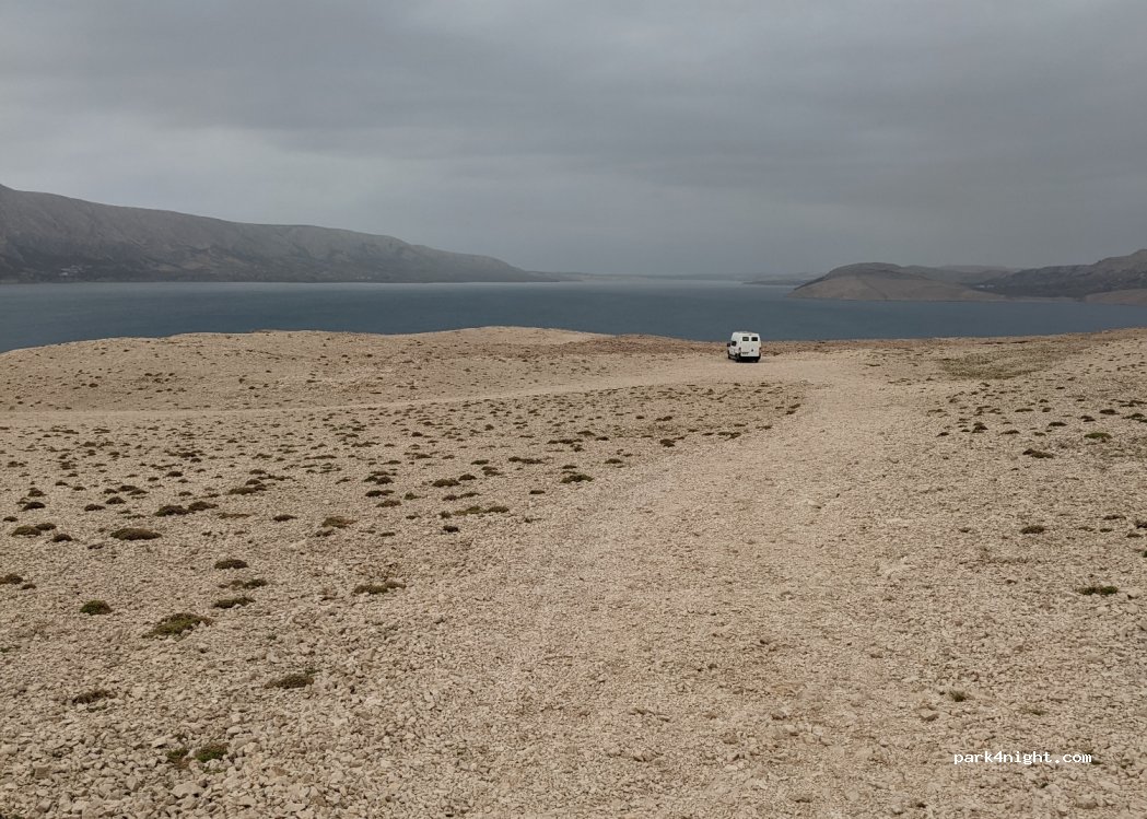 (23250) Pag - Unnamed Road — foto