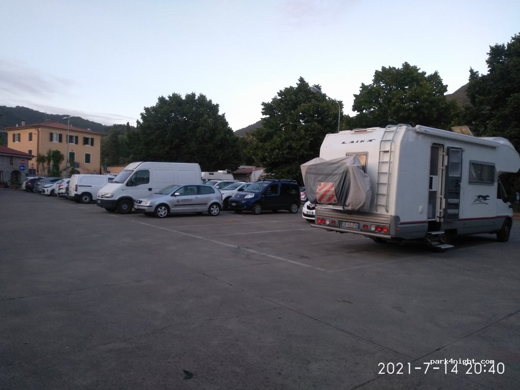 (55054) Massarosa - 984 Via Demetrio Rontani — foto
