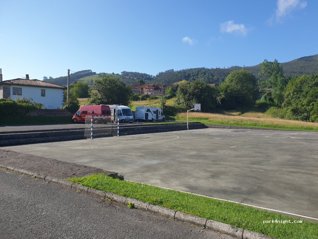 (33590) Noriega - 48 Calle la Carrera — foto