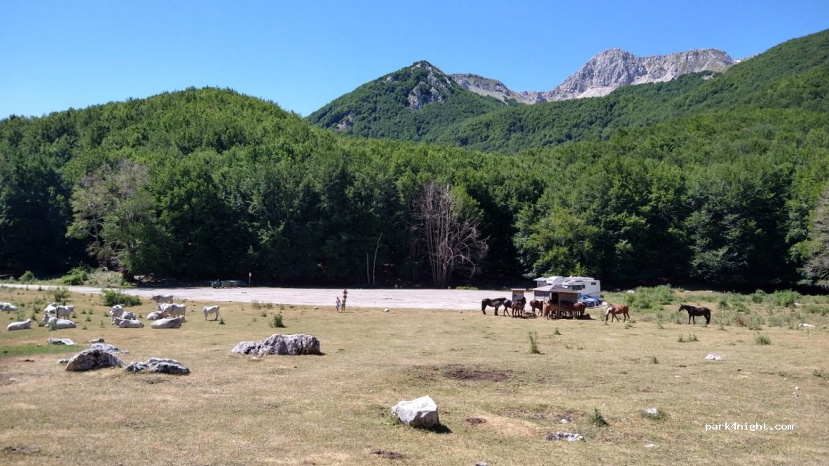 (86071) Pizzone IS - Unnamed Road — foto