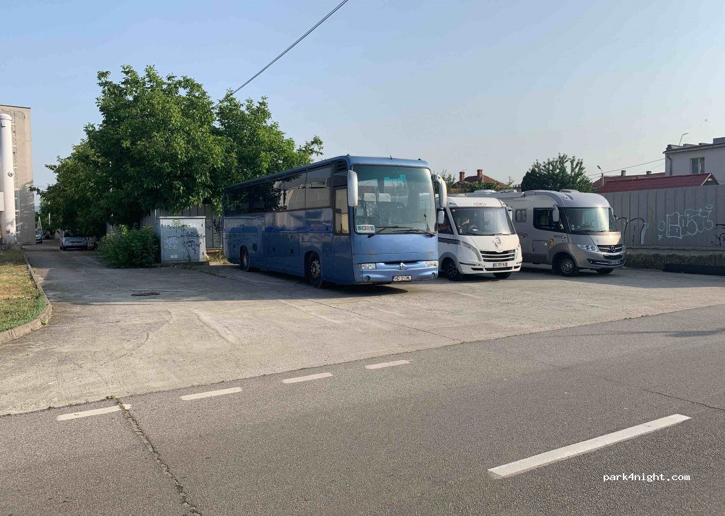 (337450) Deva - 45 Strada Horea — foto