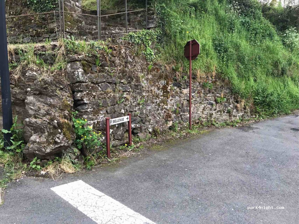 (19140) Uzerche - 4 Route de Bellevue — foto