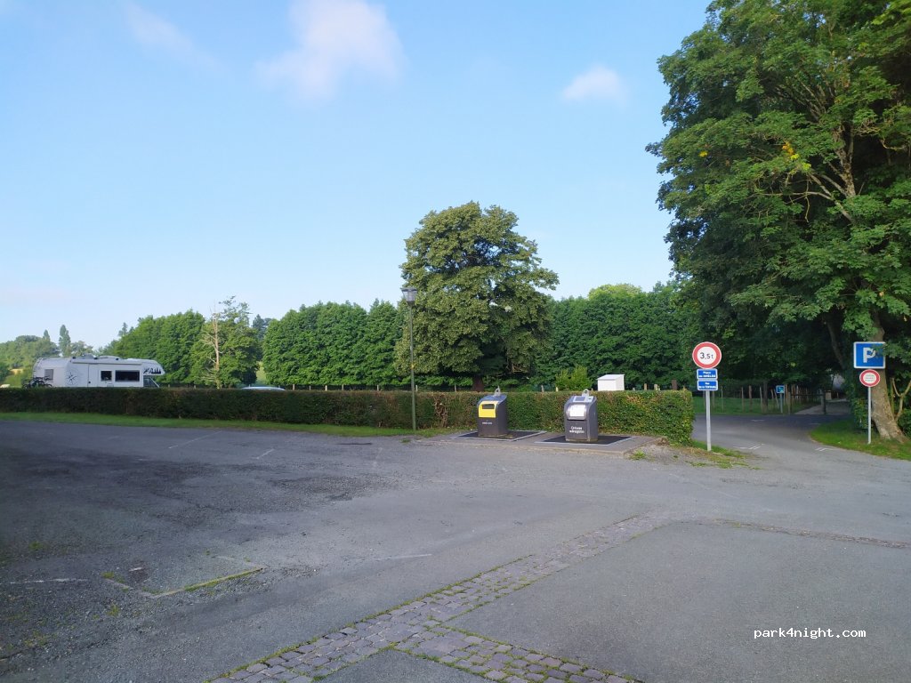 (85500) Mesnard-la-Barotière - 85500 Place de l'Église — foto 2