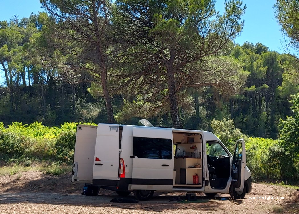 (84190) La Roque-Alric - D90A — foto 3