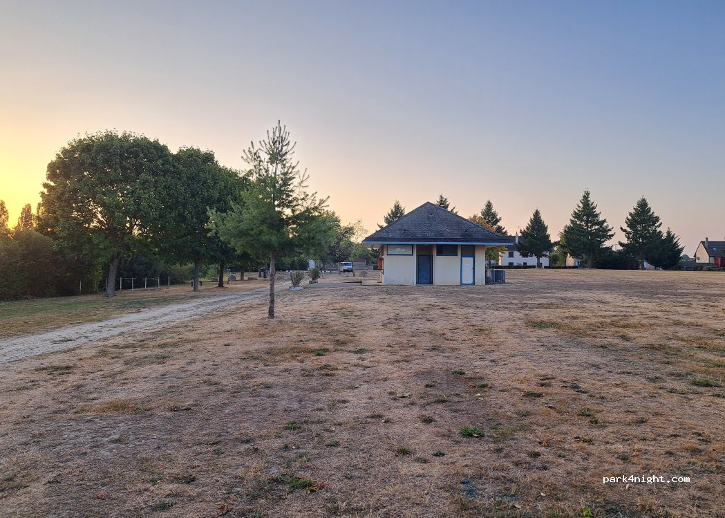 (03470) Pierrefitte-sur-Loire - 5 Le Bassin — foto 5