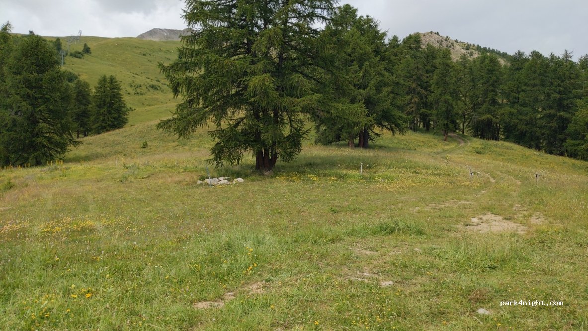 (04530) La Condamine-Châtelard - Unnamed Road — foto