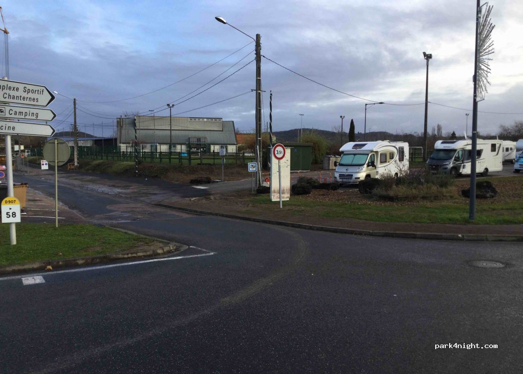 (58320) Pougues-les-Eaux - 22 Avenue de Paris — foto 3