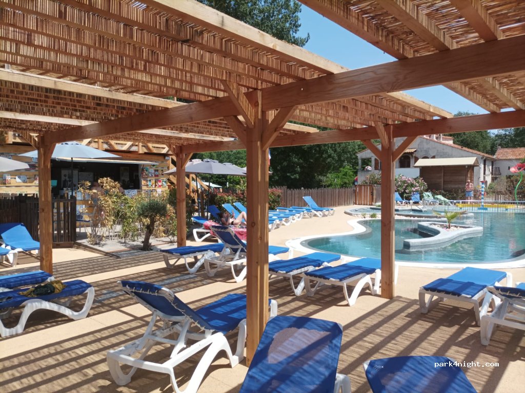 Flower Camping du Moulin des Iscles — foto