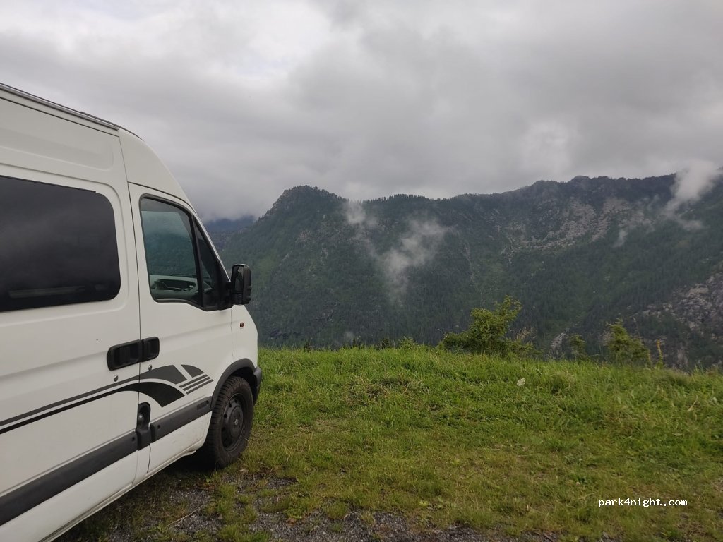 (11020) Champorcher - Unnamed Road — foto