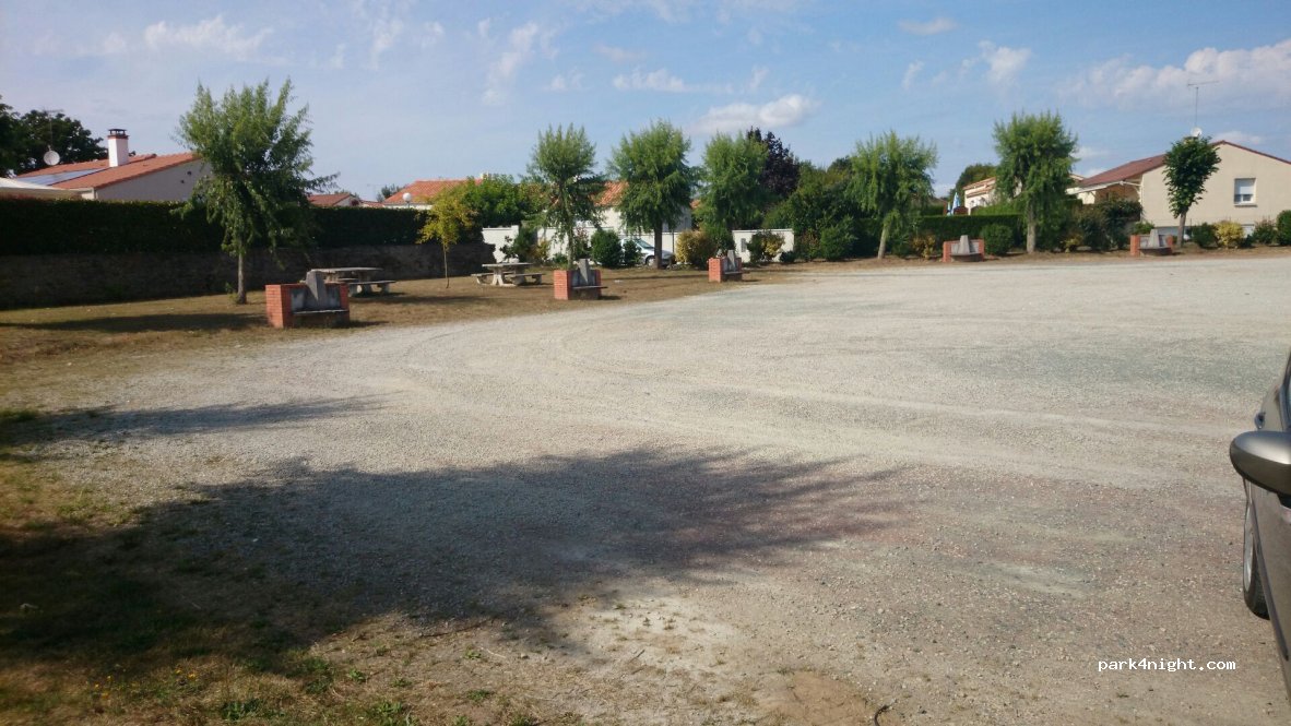 (85310) Saint-Florent-des-Bois - 6 Rue des Tilleuls — foto