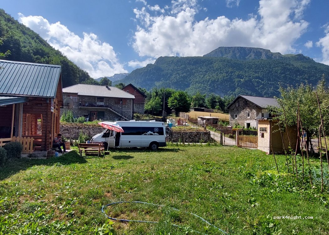 Guest House Ulaj — foto